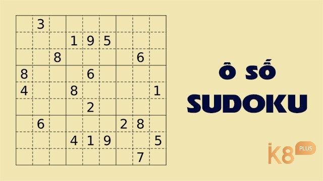 Sudoku có tên gọi tiếng Anh là “Number Place”, tức là giải đố bằng việc sắp xếp các chữ số dựa trên logic tổng hợp